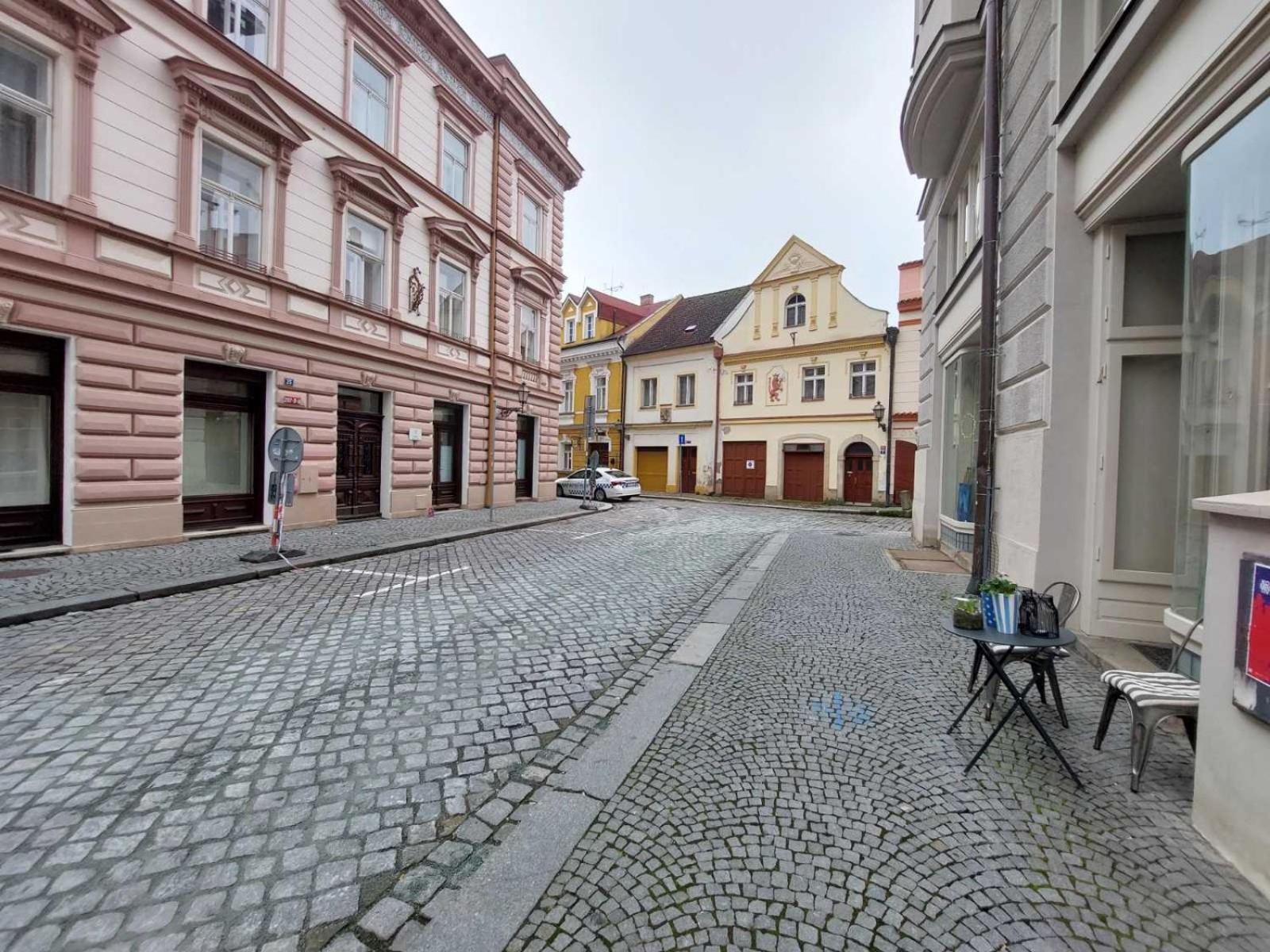 Byt 2+Kk Na Velkem Namesti Hradec Králové Eksteriør bilde